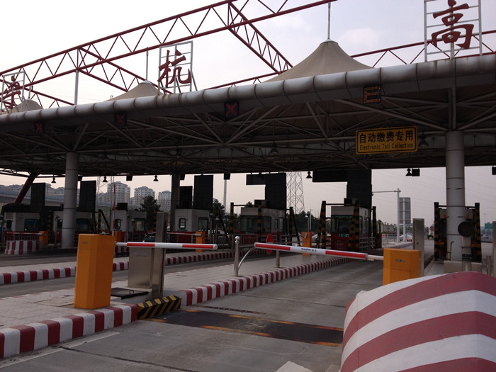 德亞欄桿機在中國大陸市場突破2000條ETC車道應(yīng)用